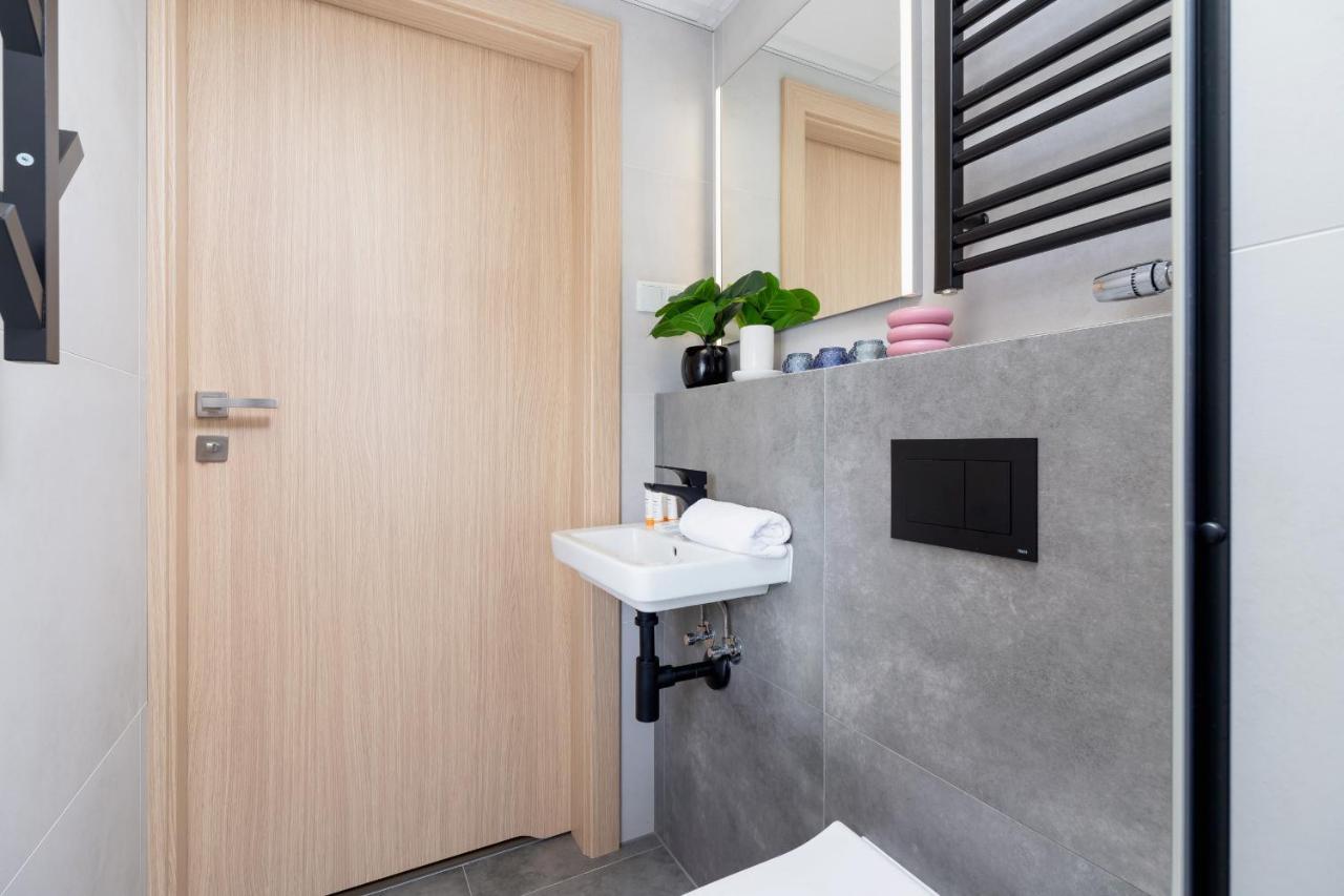 Srodmiescie Katowa Air-Conditioned Studio Krakow By Noclegi Renters Exteriér fotografie
